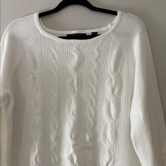 Cyrus Cable Knit Sweater White Ivory Long Sleeve Pullover Size XL - Picture 3 of 7